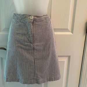 Adorable Karen Scott Seersucker Skort with Side Pockets